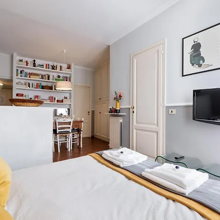 As Feel - Paradiso روما