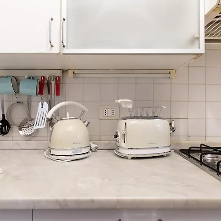 As Feel - Paradiso روما